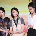 娱乐圈中吃瓜群众,揭秘明星背后的故事